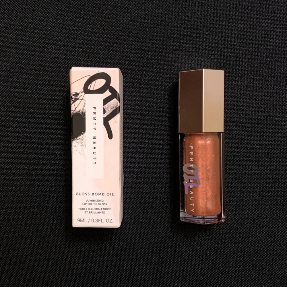 FENTY BEAUTY Gloss Bomb Luminizing Lip Oil – Fro$ted Bunz – Frosted Bunz